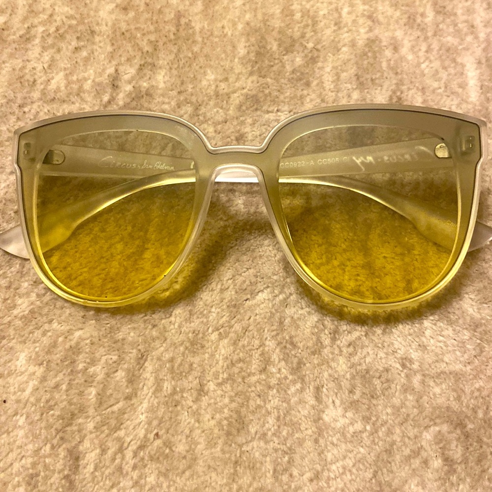 Circus By Sam Edelman frames